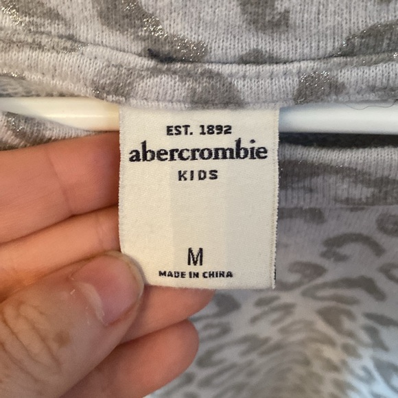 NWOT - Abercrombie & Fitch Sparkly Leopard Sweater - Picture 2 of 3